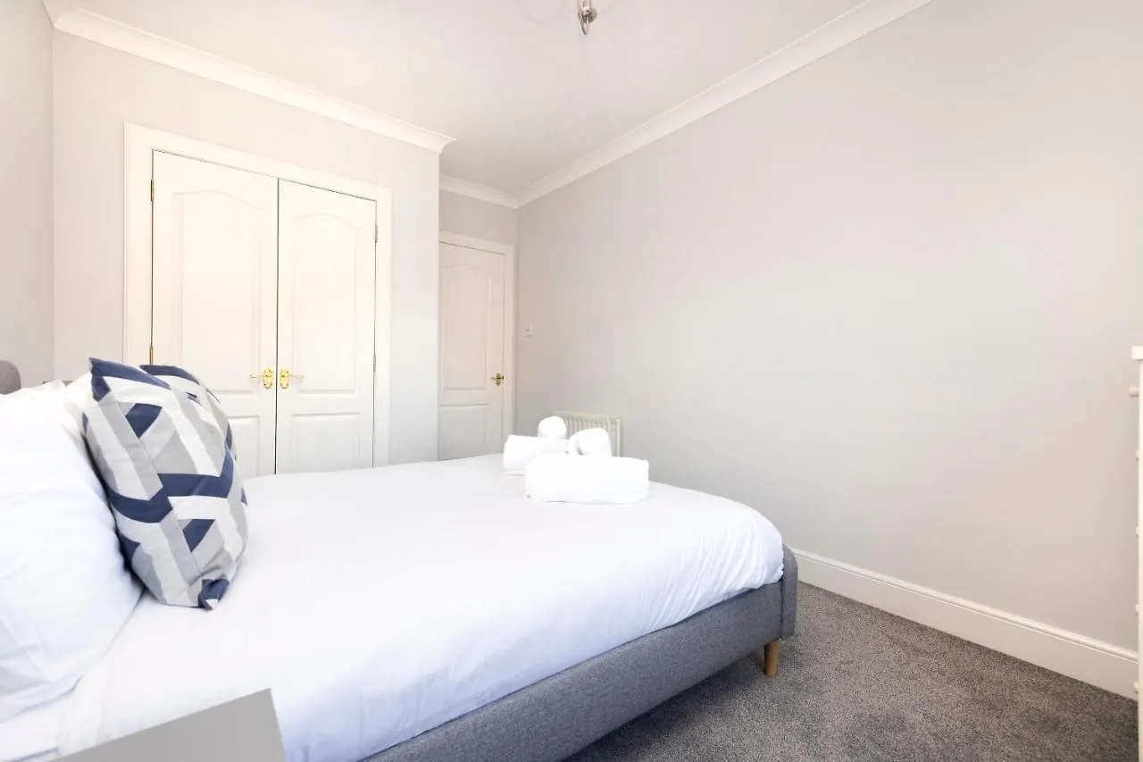 Ferienwohnung Joivy Modern Flat With Free Parking Edinburgh Großbritannien